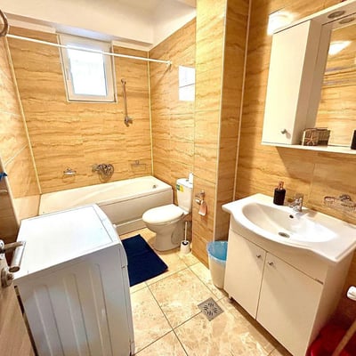 Rental of a comfortable 2-room apartment, 55 m², Mamaia district, Constanța, Romania